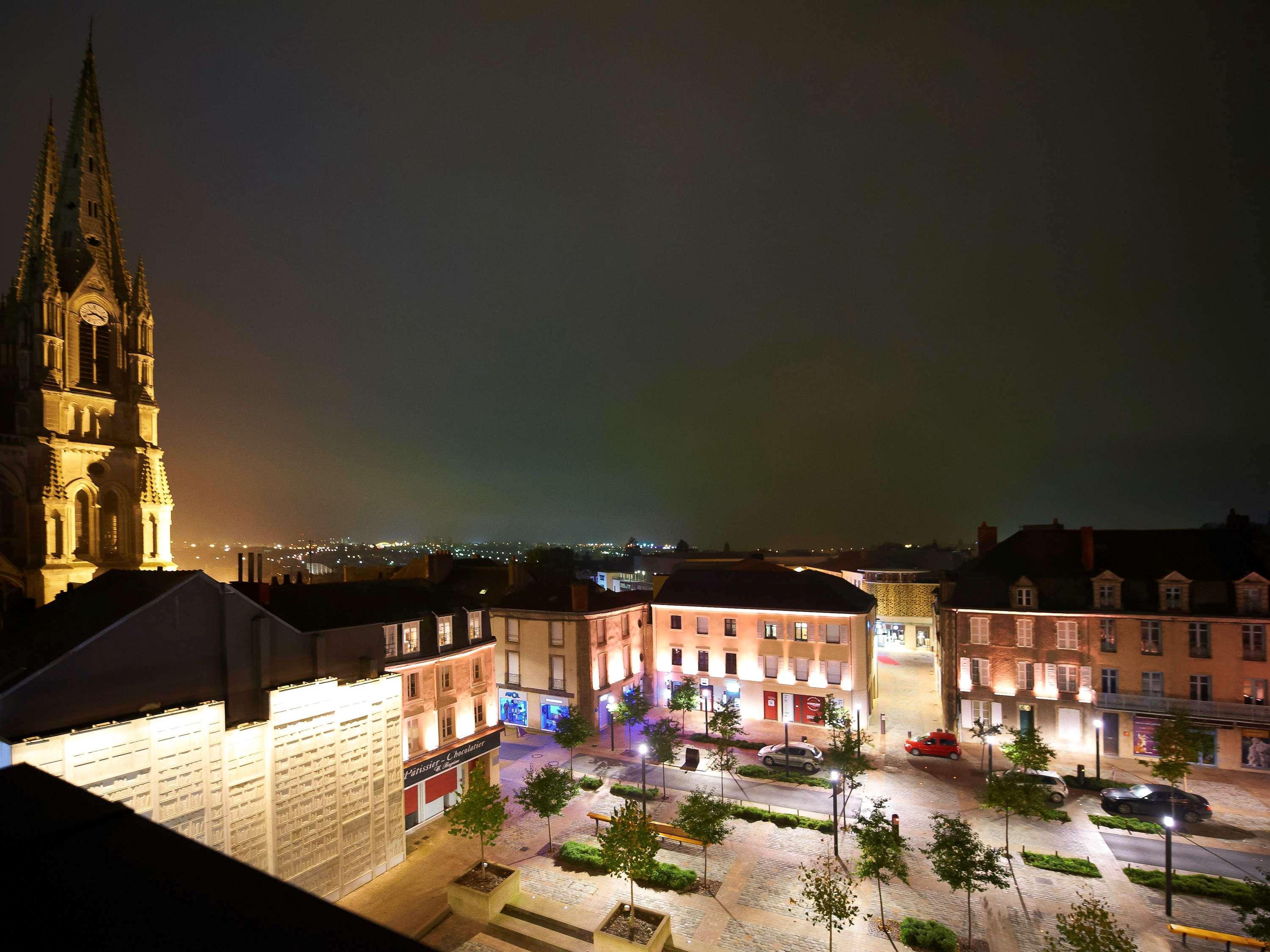 Mercure Centre Hotel 4*